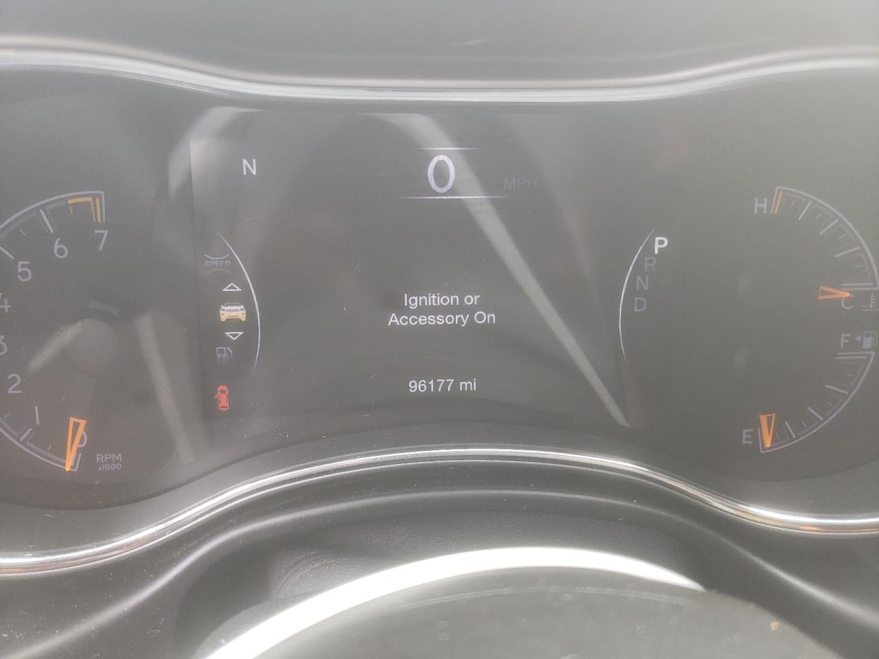 JEEP GRAND CHEROKEE LAREDO