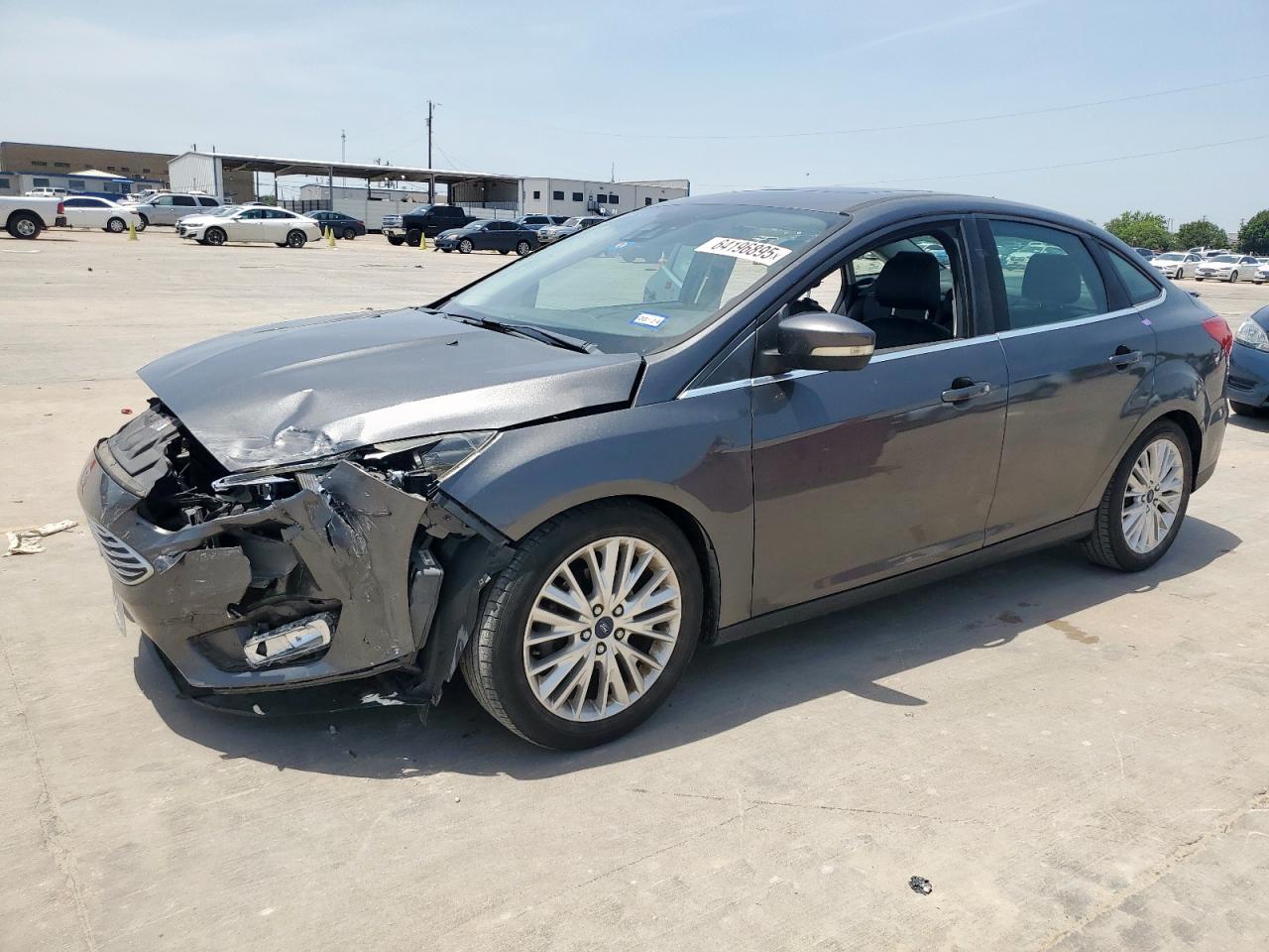 FORD FOCUS TITANIUM