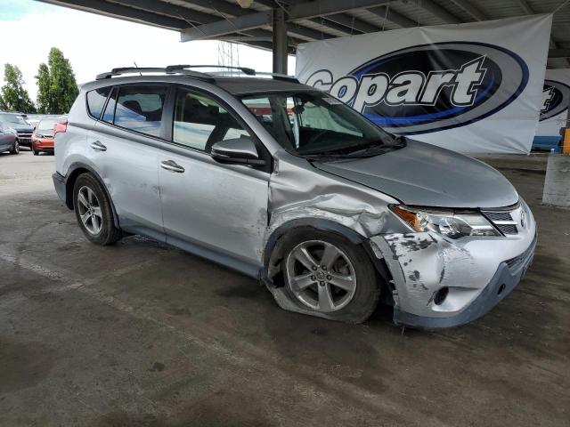 2015 TOYOTA RAV4 XLE - JTMWFREV3FJ052999
