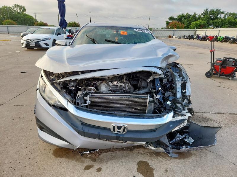 2018 HONDA CIVIC EX 2HGFC2F70JH577580