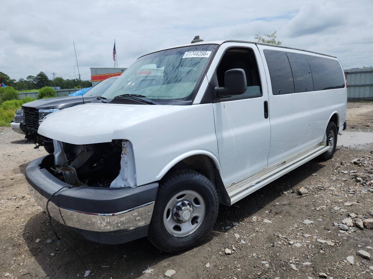 CHEVROLET EXPRESS LT