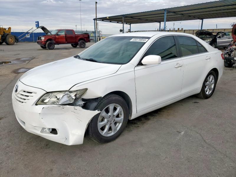 TOYOTA CAMRY BASE
