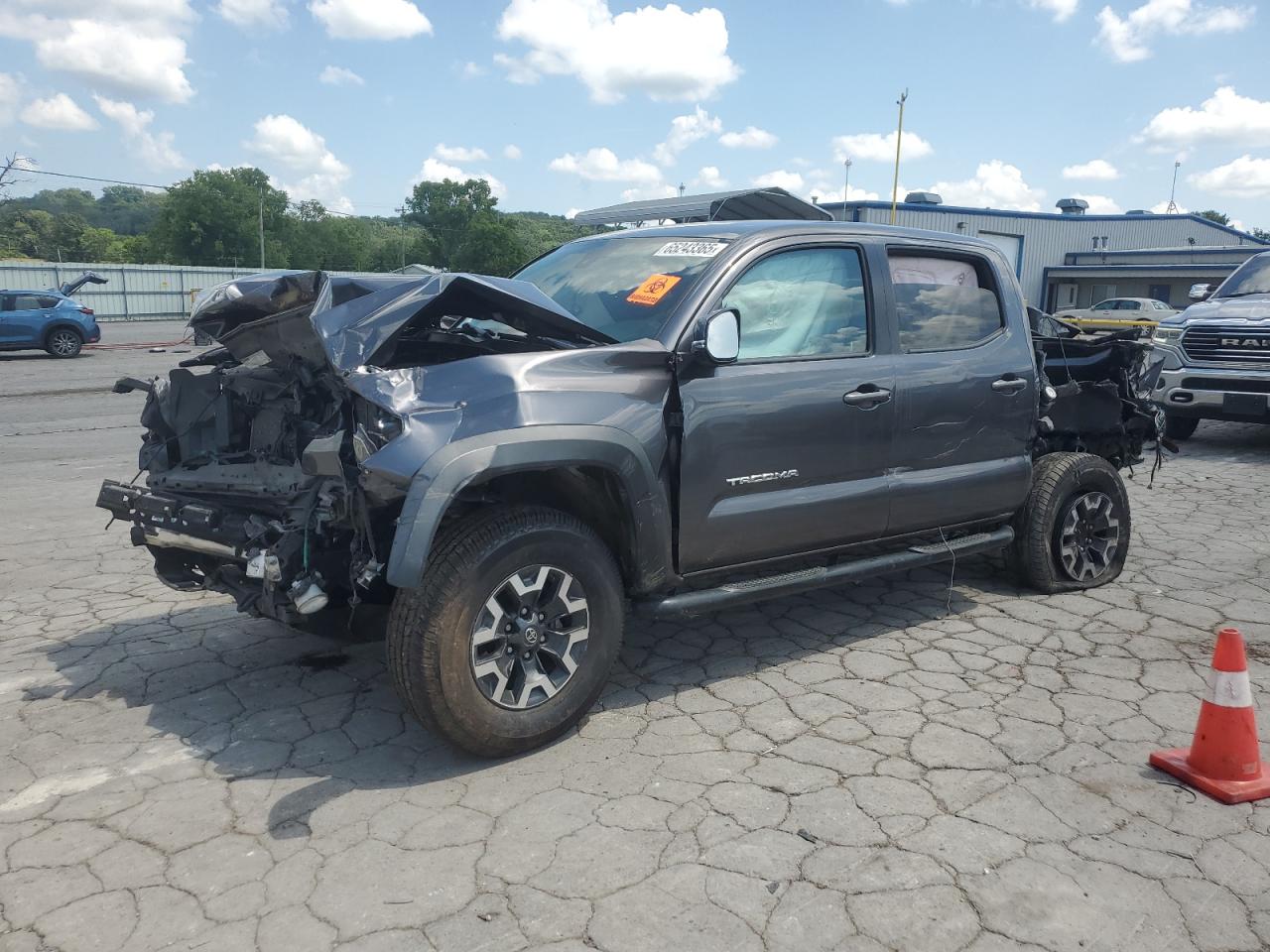 TOYOTA TACOMA DOUBLE CAB