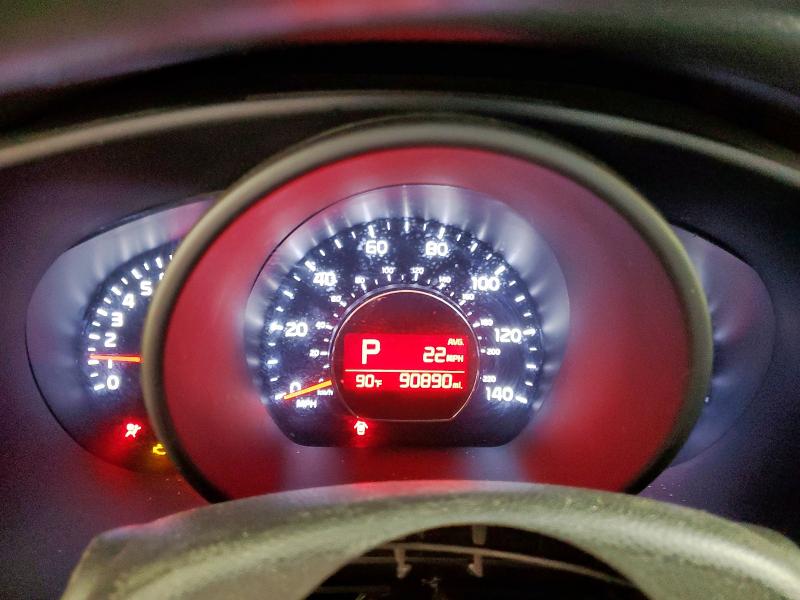 2016 KIA SOUL KNDJN2A22G7334985