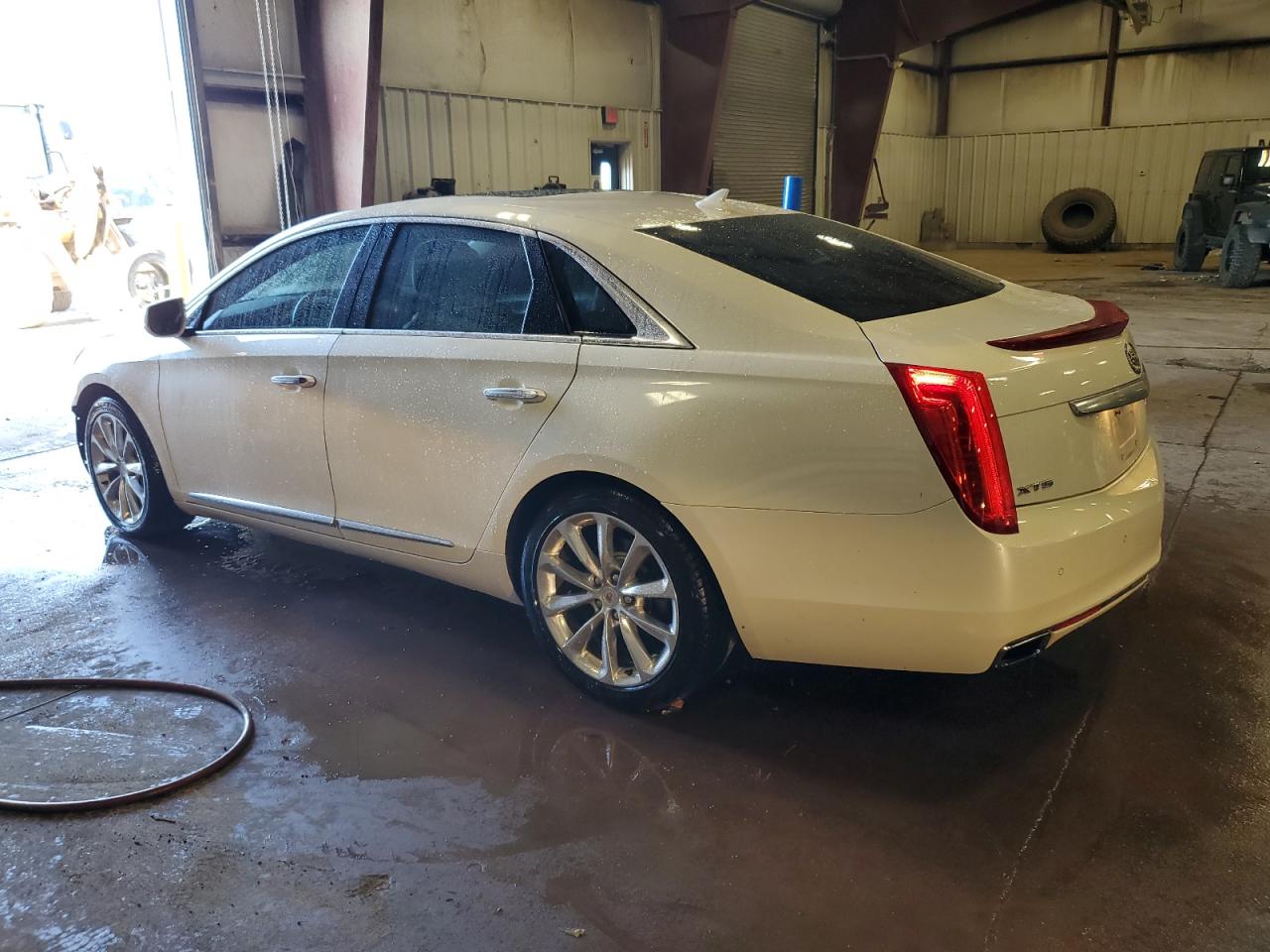 CADILLAC XTS LUXURY COLLECTION