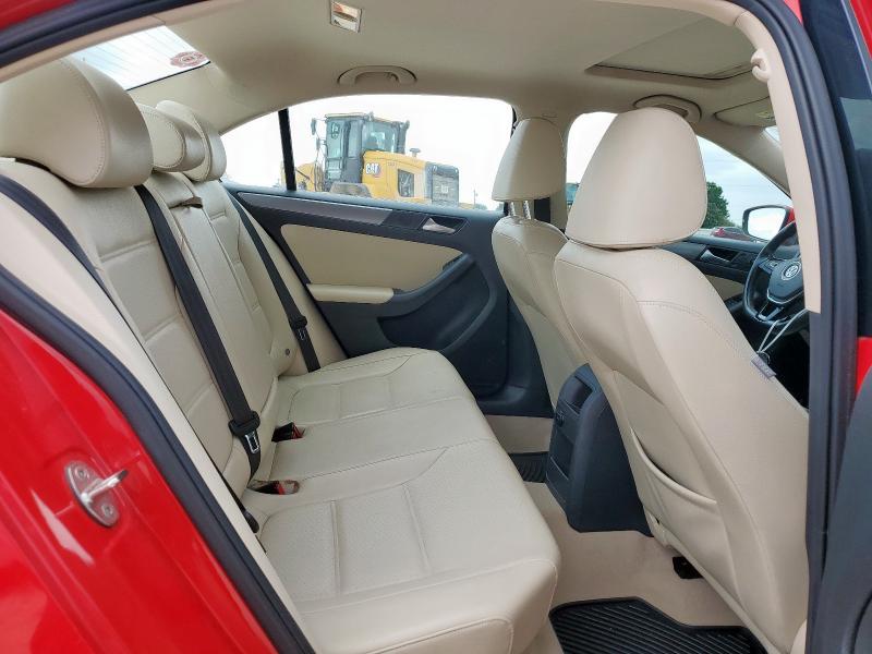 2015 VOLKSWAGEN JETTA TDI 3VWLA7AJ1FM342893