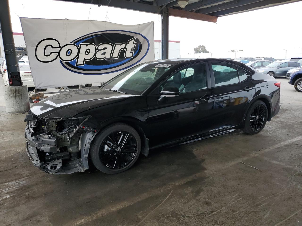 TOYOTA CAMRY XSE