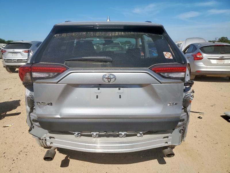 2022 TOYOTA RAV4 XLE 2T3W1RFV4NW205905