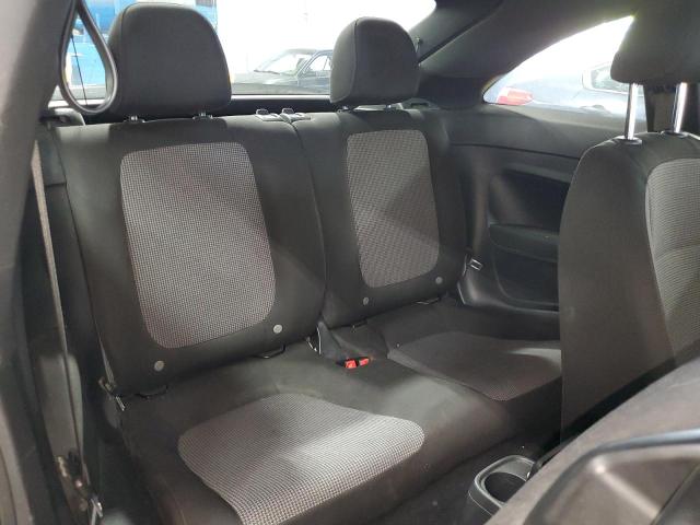 2018 VOLKSWAGEN BEETLE S 3VWFD7AT0JM721186
