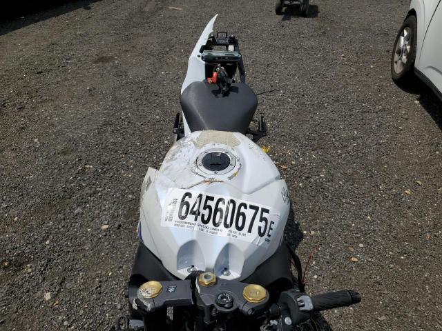 2018 SUZUKI GSX-R1000 JS1DM11BXJ2100229