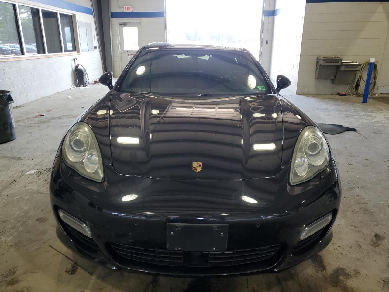 PORSCHE PANAMERA TURBO