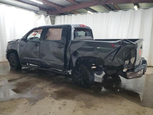 2019 TOYOTA TUNDRA CREWMAX SR5 5TFEY5F19KX250763