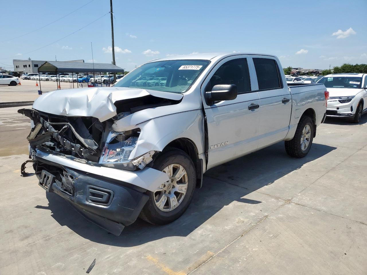 NISSAN TITAN S