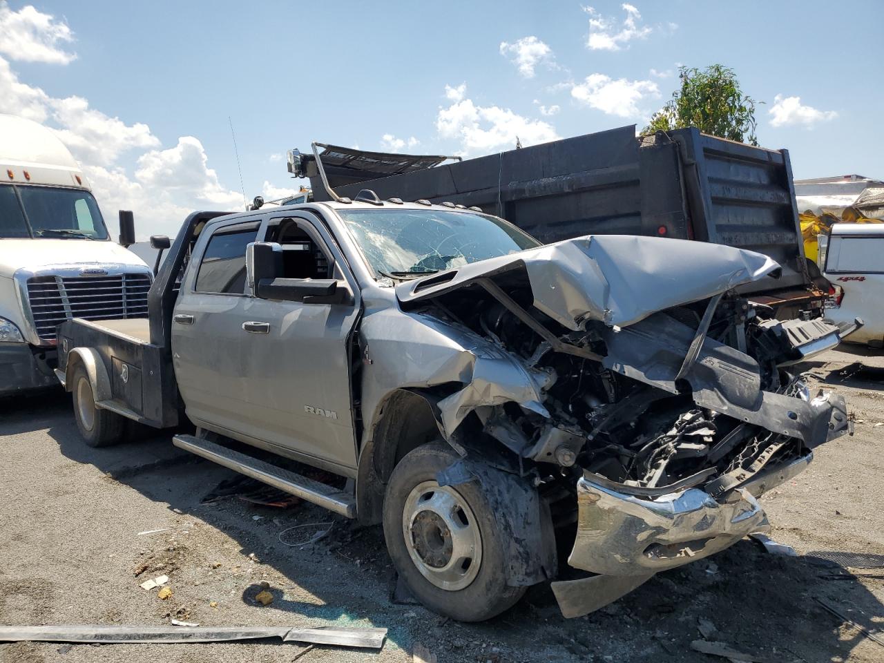 Lot #3291435138 2019 RAM 3500