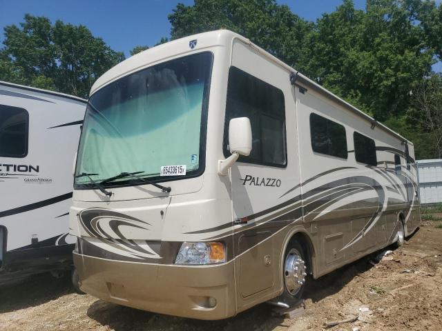 2015 FREIGHTLINER MOTORHOME - Other View