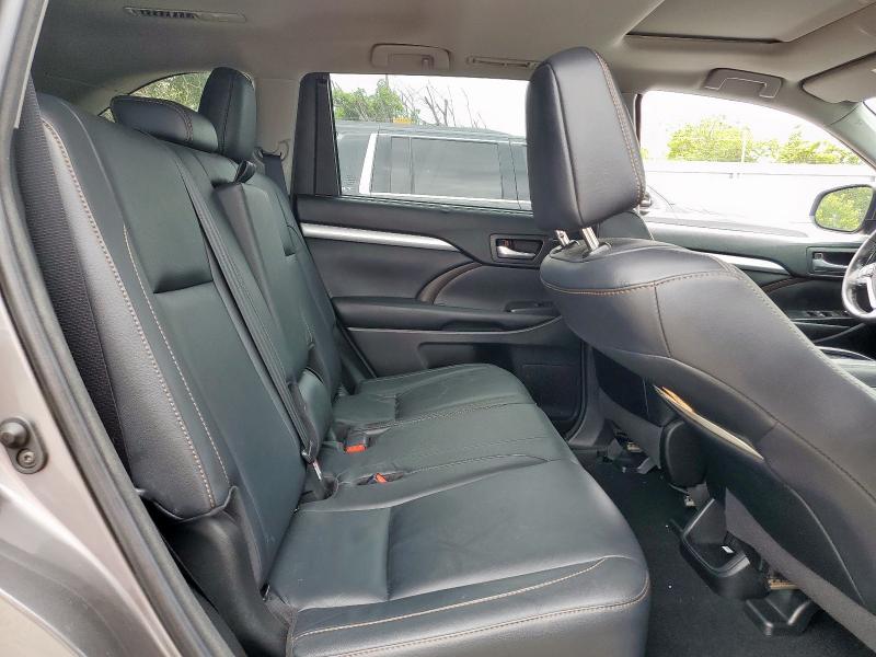 2018 TOYOTA HIGHLANDER 5TDKZRFH8JS542106