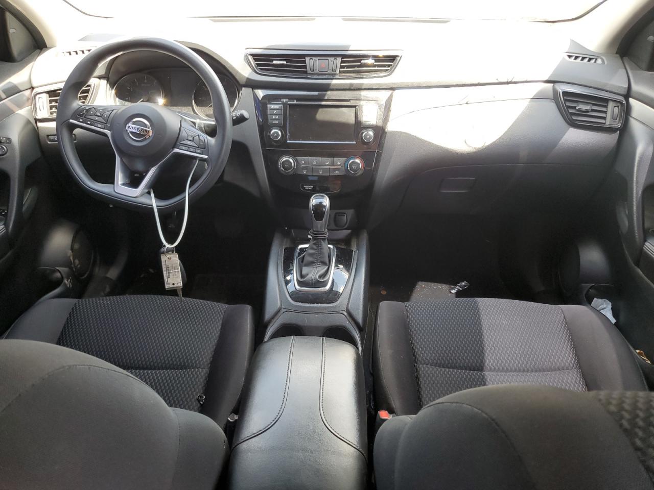 NISSAN ROGUE SPORT S