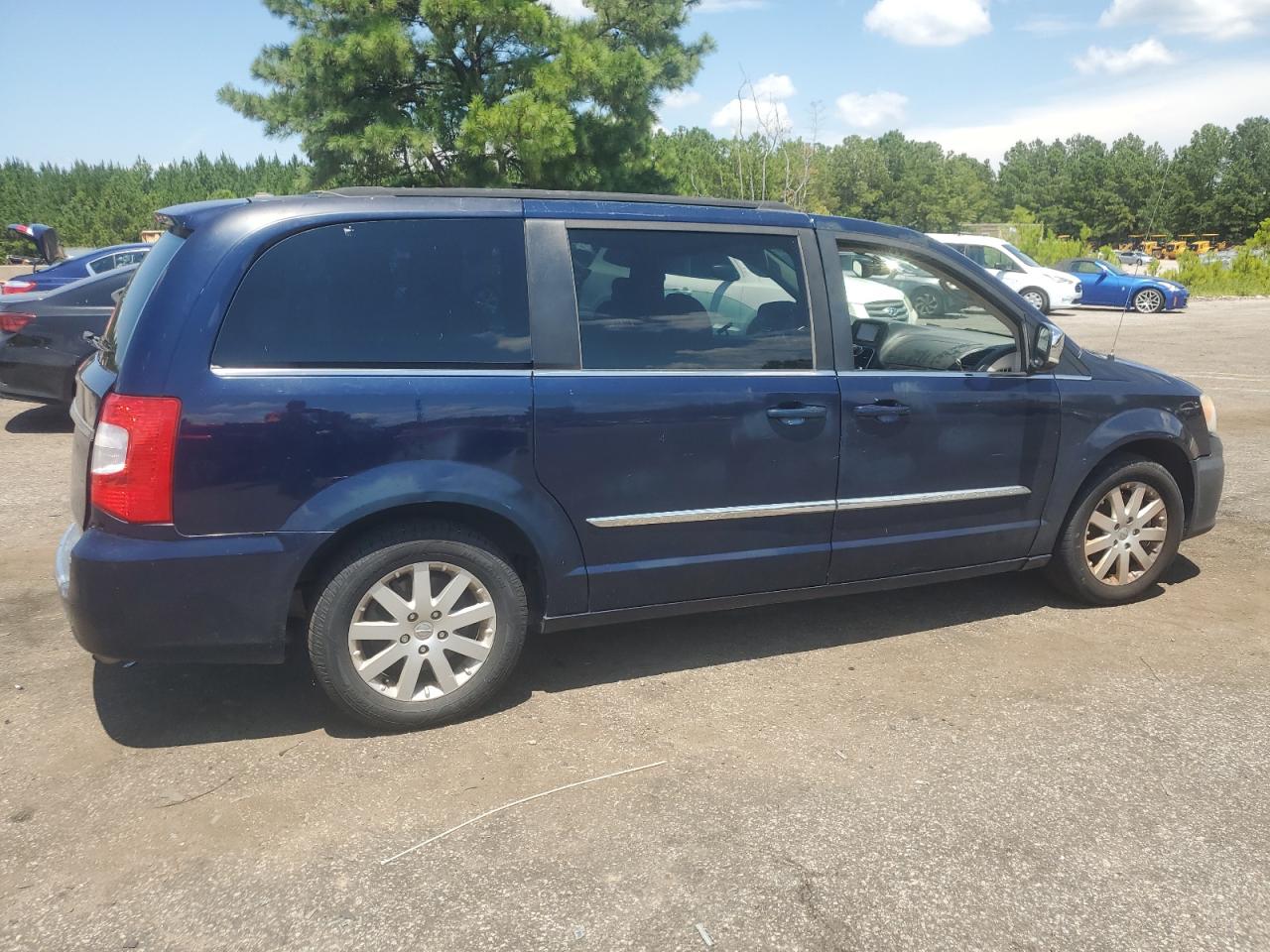 CHRYSLER TOWN & COUNTRY TOURING L
