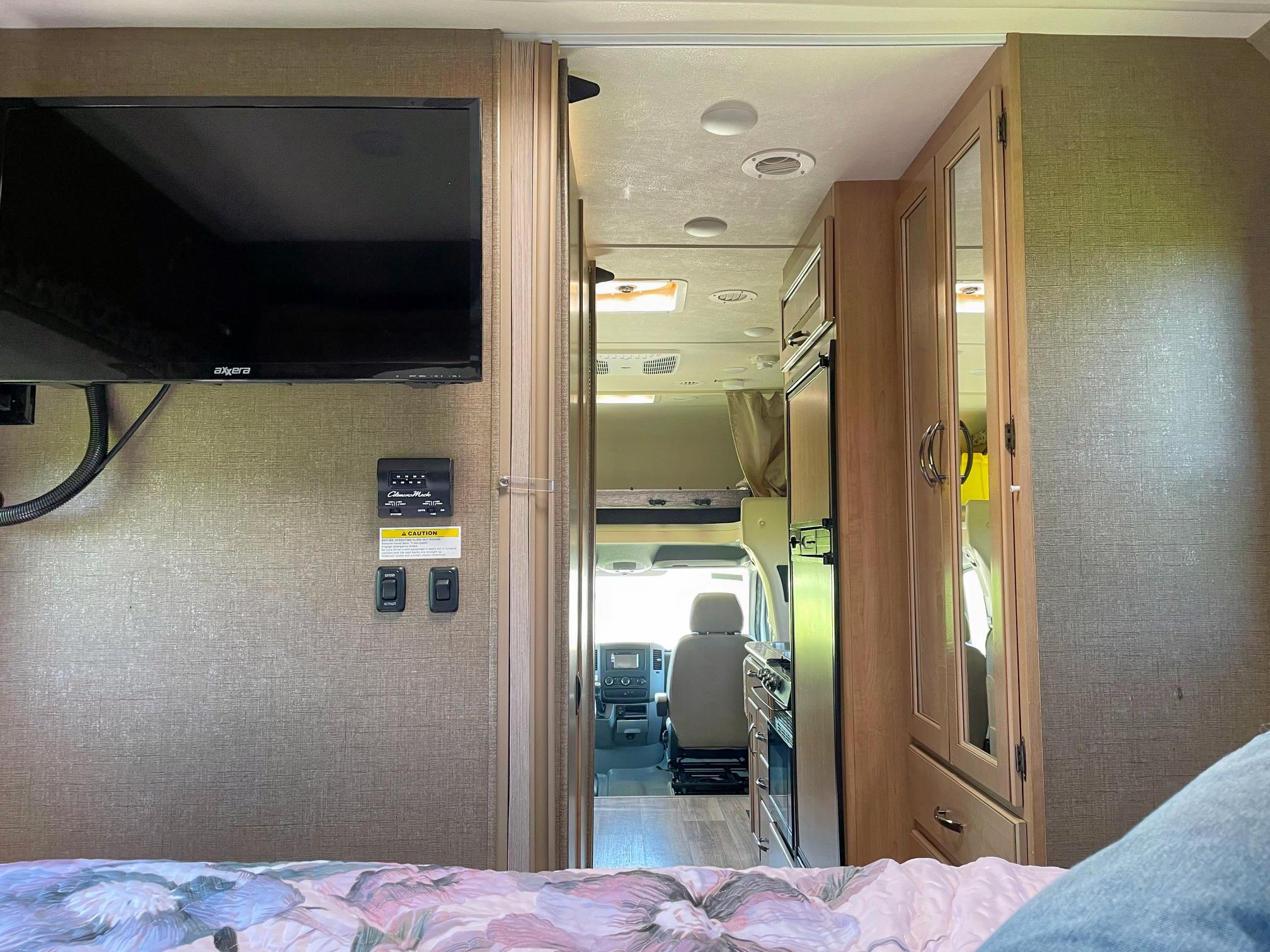 2017 MERCEDES-BENZ SPRINTER 3 WDAPF4CC7H9718357