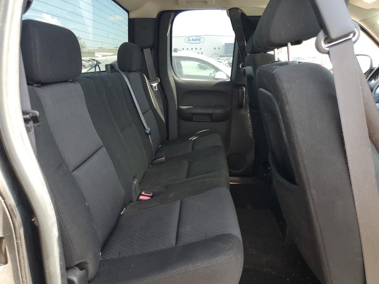 CHEVROLET SILVERADO C1500 LT