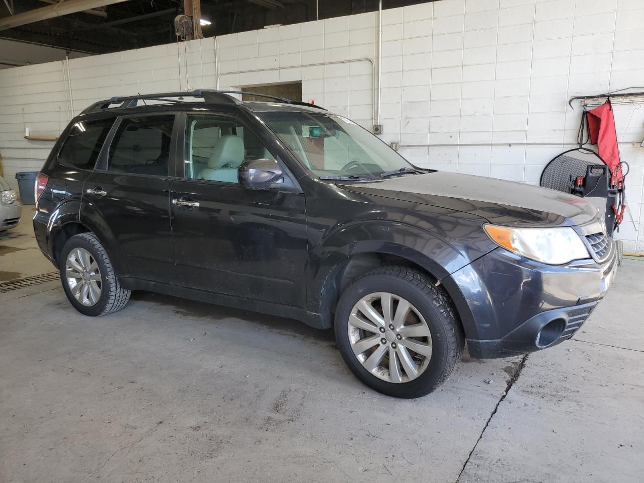 SUBARU FORESTER 2.5X PREMIUM