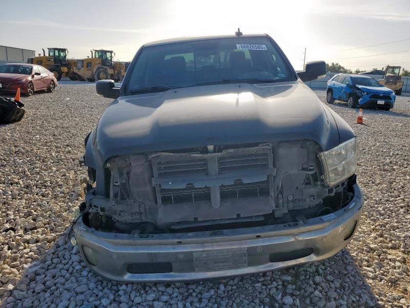 2018 RAM 1500 SLT 3C6RR7LT5JG182486