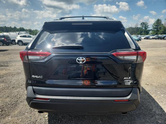 2021 TOYOTA RAV4 XLE - 2T3P1RFV2MC185805