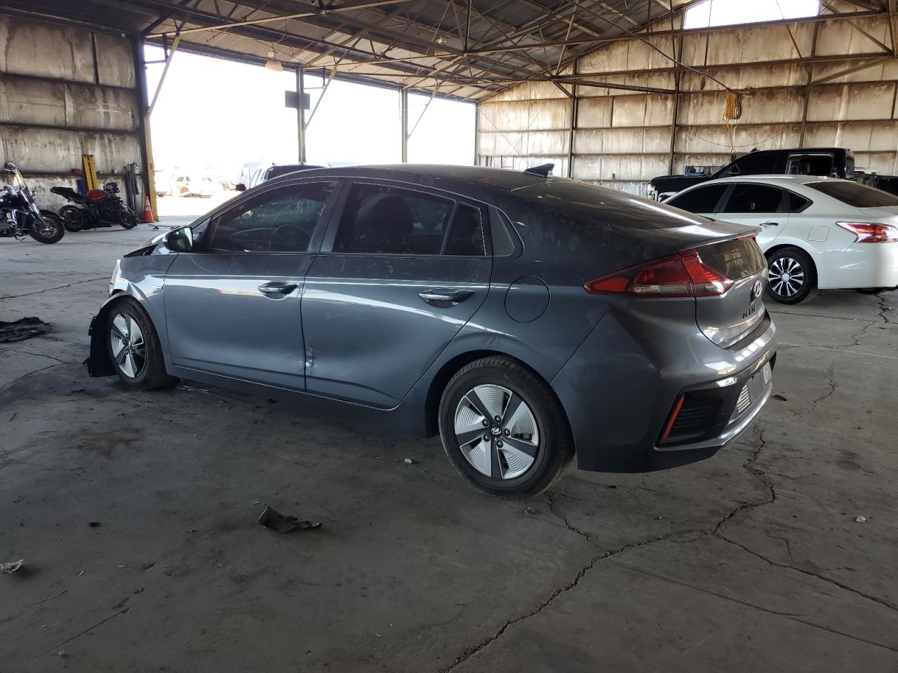 HYUNDAI IONIQ BLUE