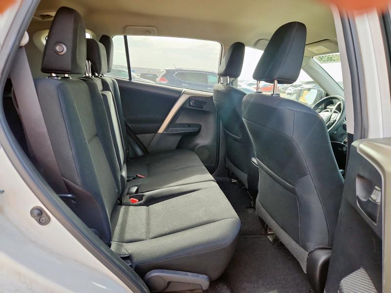 2015 TOYOTA RAV4 LE - 2T3BFREV2FW352369