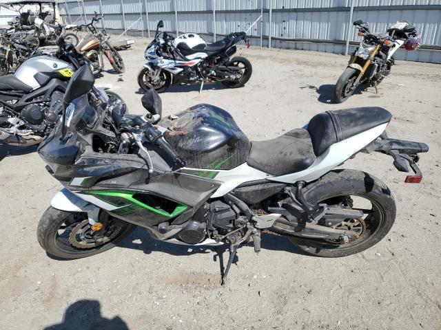 2022 KAWASAKI EX650 N ML5EXEN16NDA74326
