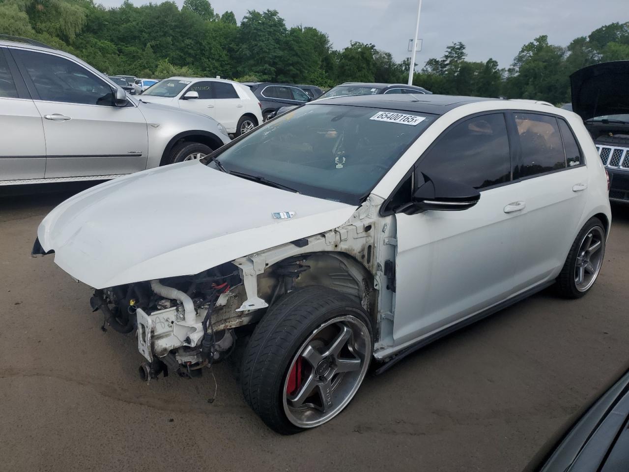 VOLKSWAGEN GOLF GTI SPORT
