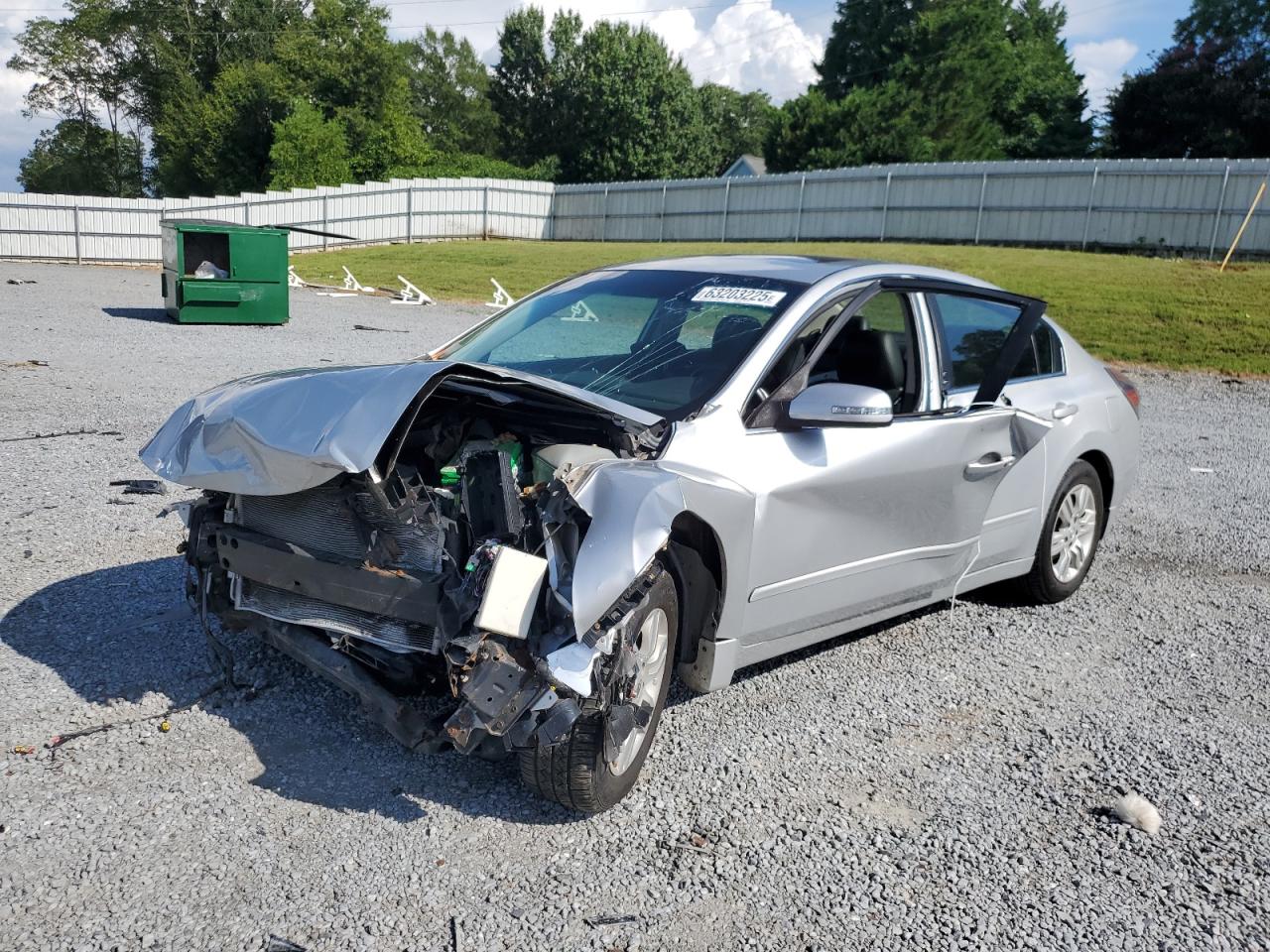 NISSAN ALTIMA BASE