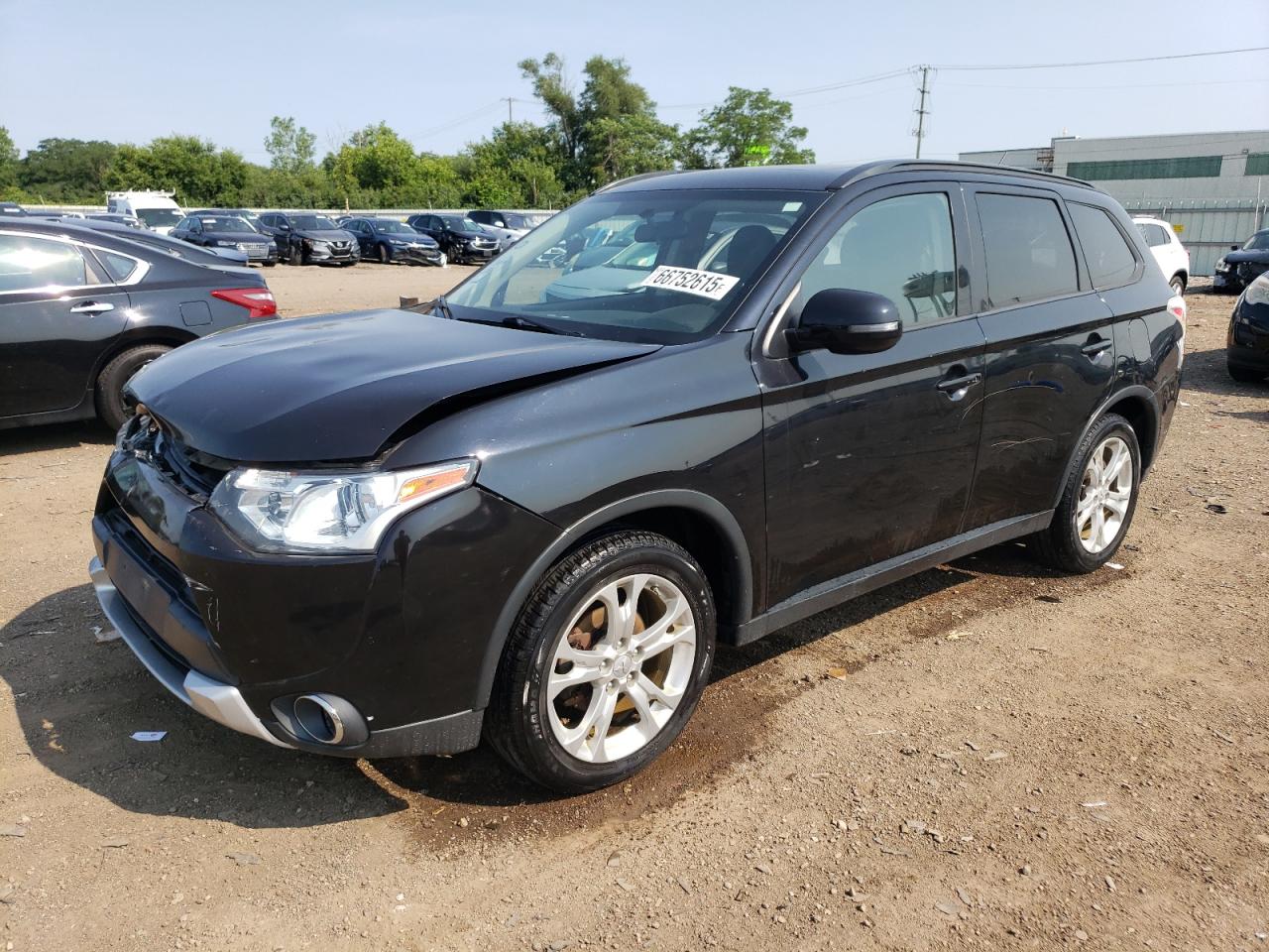 MITSUBISHI OUTLANDER SE