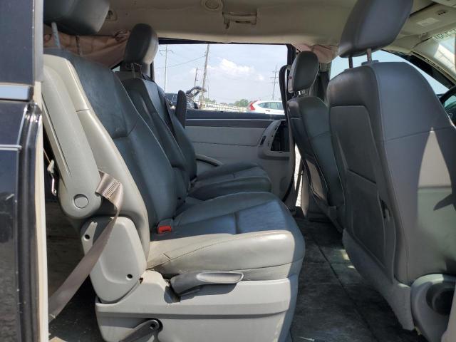 2010 VOLKSWAGEN ROUTAN SE - 2V4RW3D17AR236765