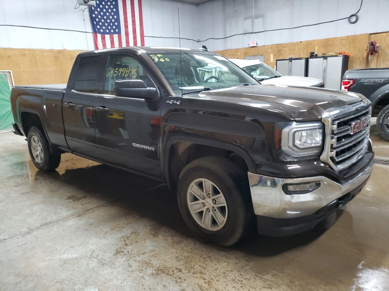 GMC SIERRA K1500 SLE
