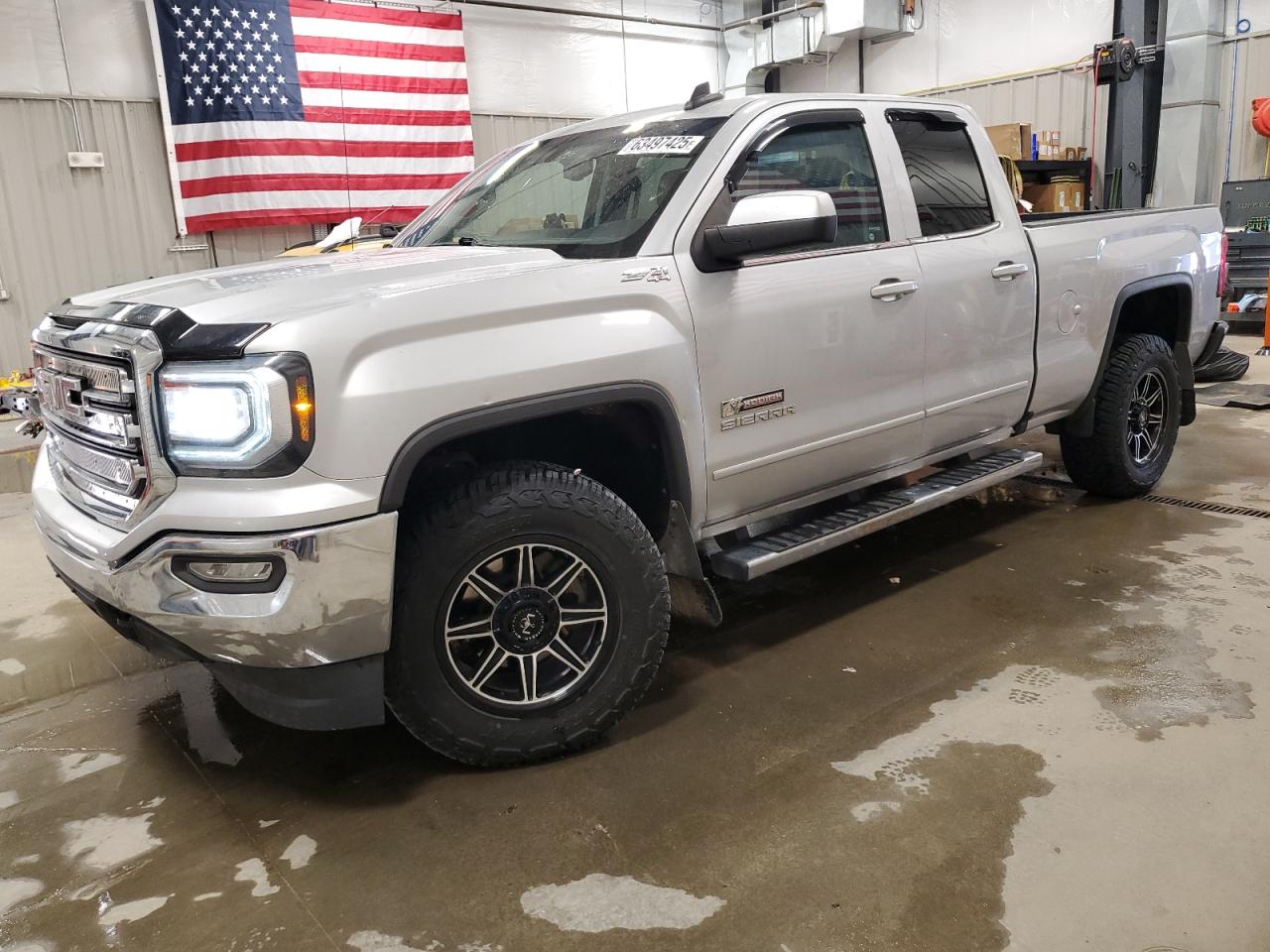 GMC SIERRA K1500 SLE