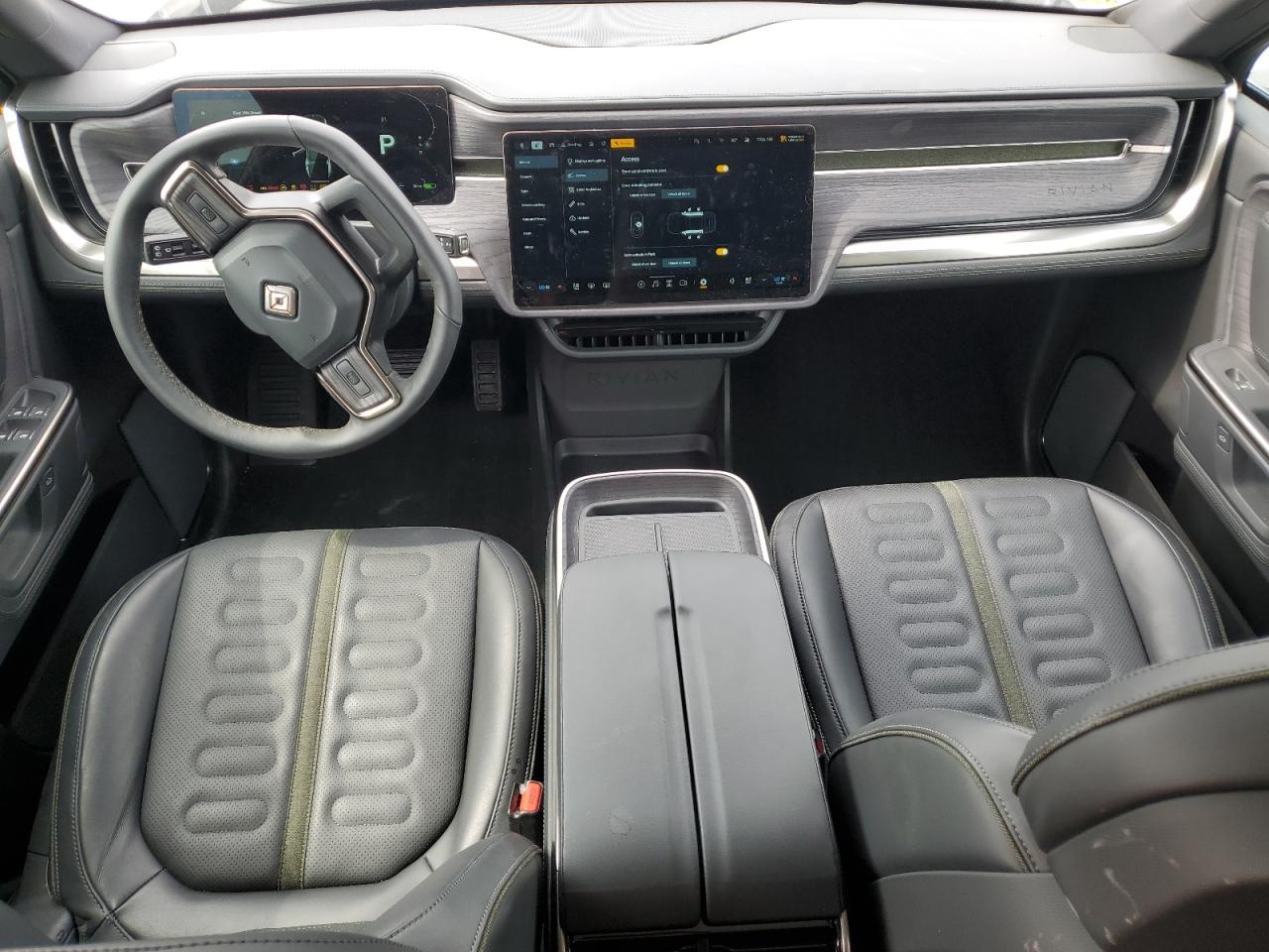 RIVIAN R1S ADVENTURE