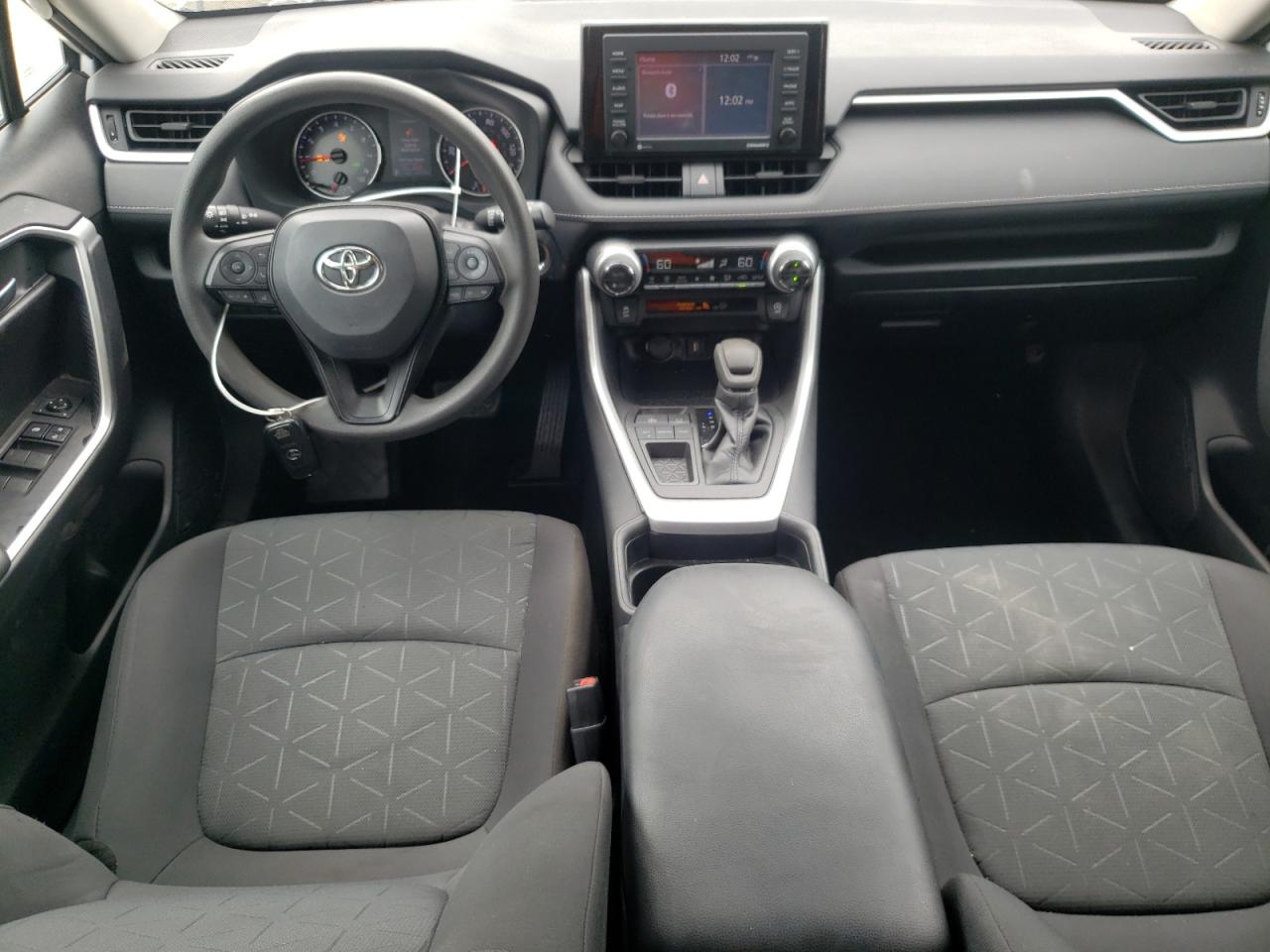 TOYOTA RAV4 XLE