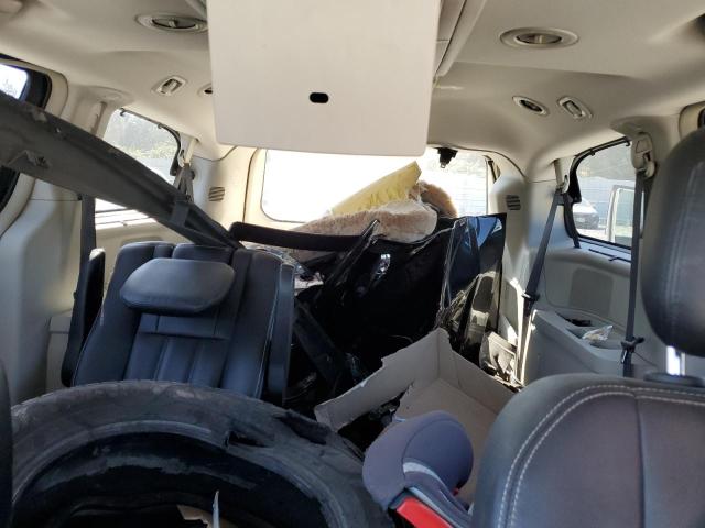 2016 CHRYSLER TOWN & COU 2C4RC1CG0GR159551