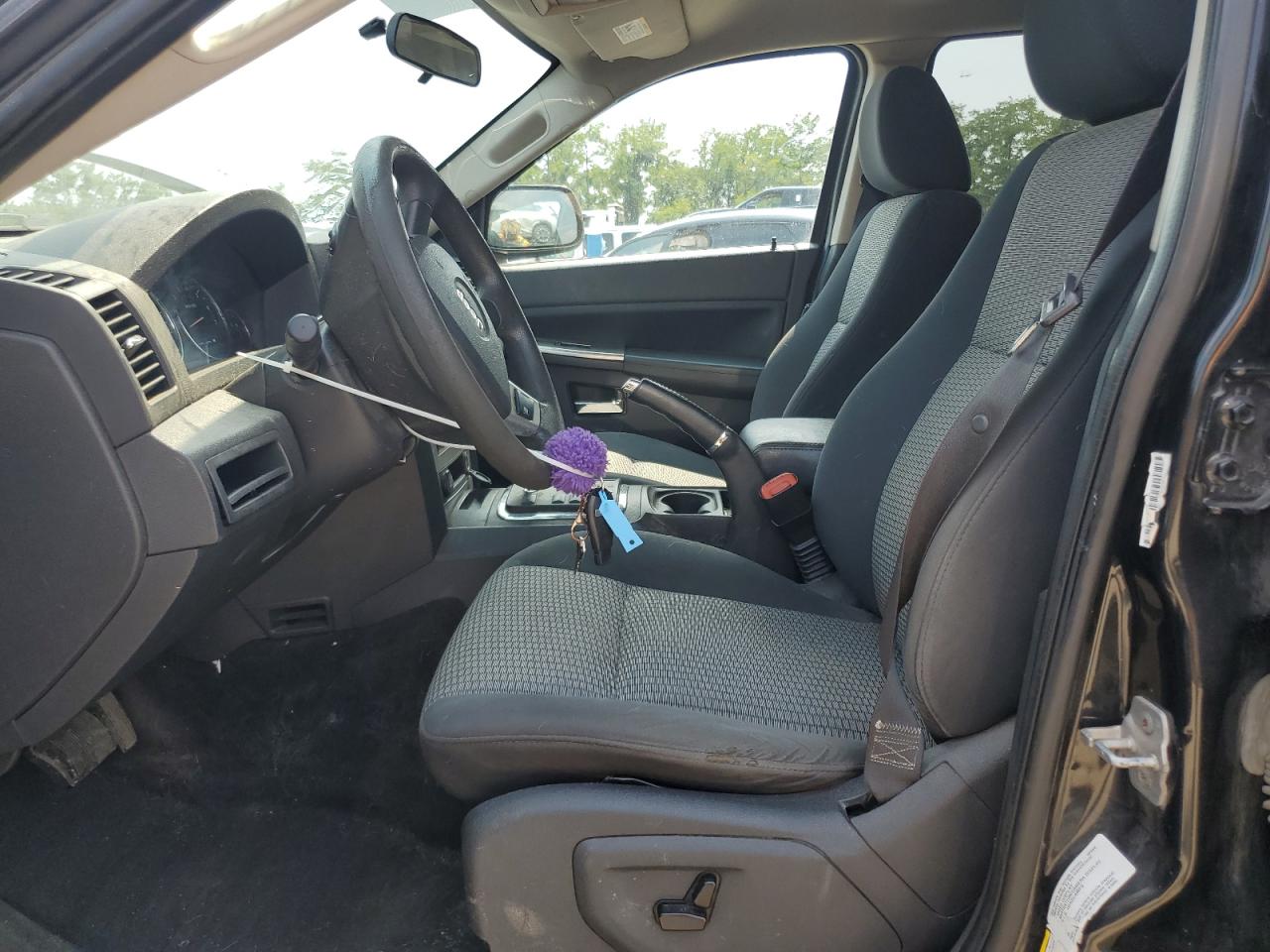 JEEP GRAND CHEROKEE LAREDO