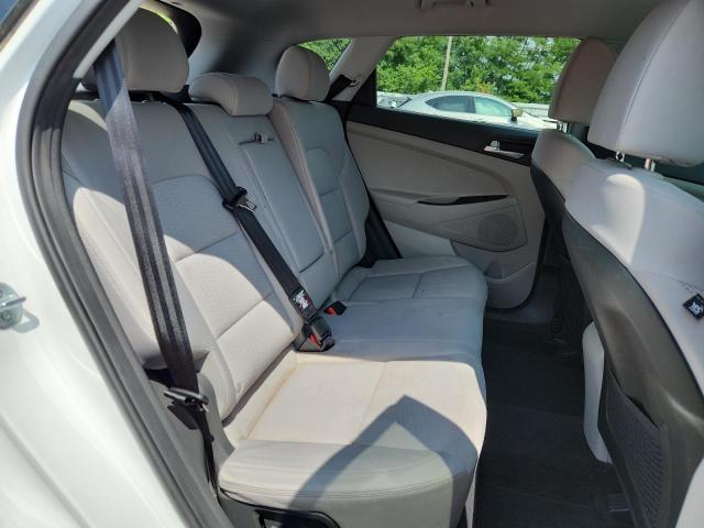 2019 HYUNDAI TUCSON SE KM8J23A45KU013870