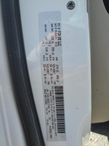 2016 CHRYSLER TOWN & COU 2C4RC1BG8GR157449