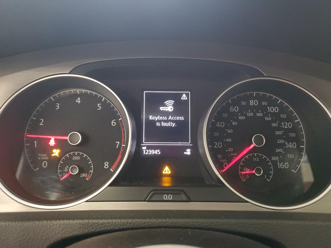 VOLKSWAGEN GOLF SPORTSVAN S