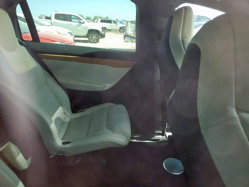 2019 TESLA MODEL X 5YJXCBE49KF187384
