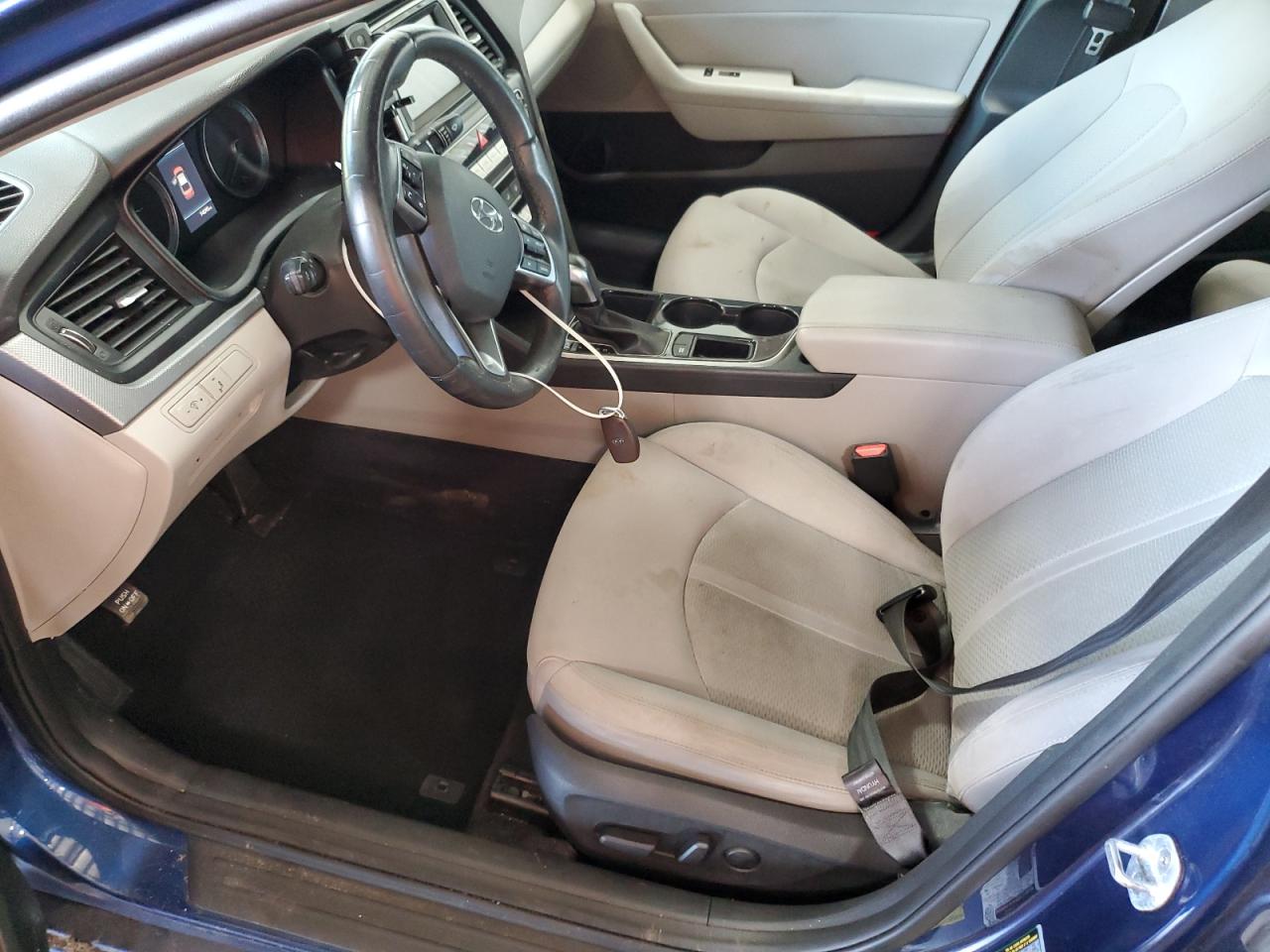 HYUNDAI SONATA SPORT