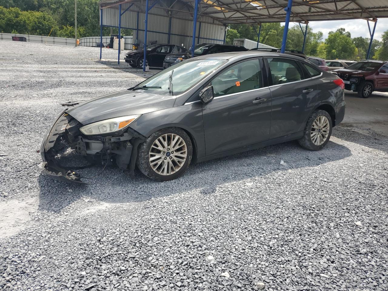 FORD FOCUS TITANIUM