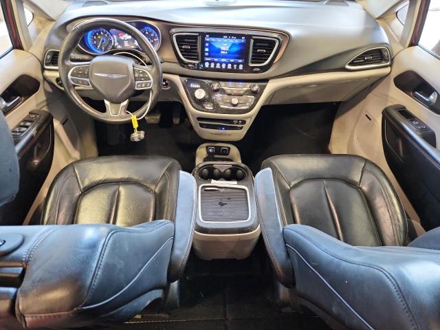 2017 CHRYSLER PACIFICA T 2C4RC1EG2HR518266