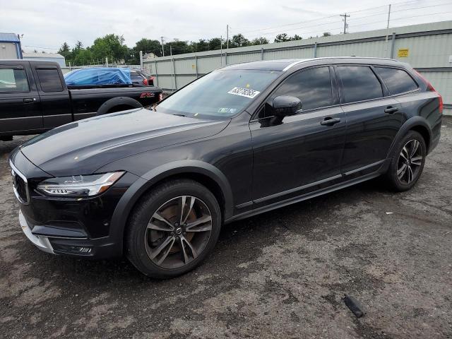 VOLVO V90 CROSS