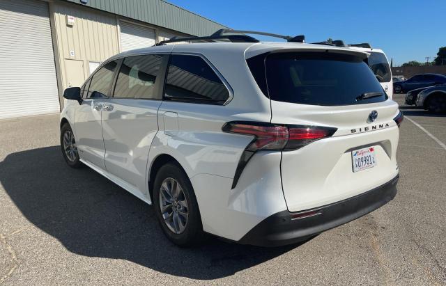 2021 TOYOTA SIENNA XLE - 5TDYRKEC2MS010054