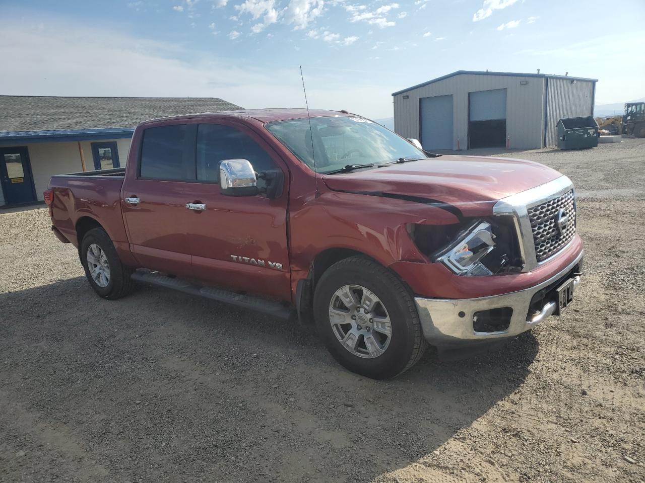 NISSAN TITAN SV